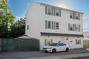 78 W 3rd, Lowell, MA 01850 - Photo 3