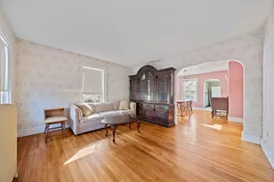 3 Horton Pl, Milton, MA 02186 - Photo 17