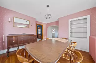 3 Horton Pl, Milton, MA 02186 - Photo 9