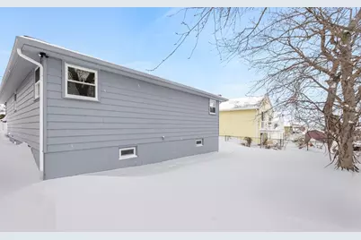 89 Sigourney St, Revere, MA 02151 - Photo 19