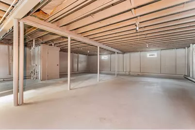 89 Sigourney St, Revere, MA 02151 - Photo 17