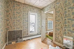 25 Mckinley Rd, Worcester, MA 01605 - Photo 21