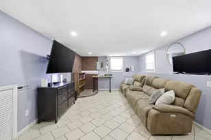 68 Beech St, Bridgewater, MA 02324 - Photo 13