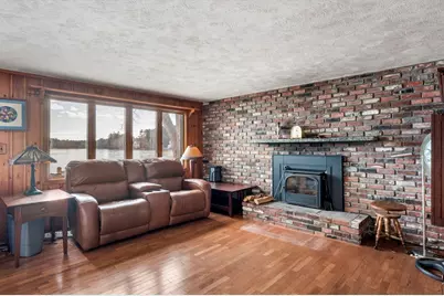 46 Blueberry Ln, Pembroke, MA 02359 - Photo 9