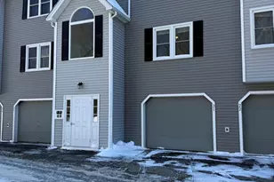 124 Tennis Plaza Rd, Dracut, MA 01826 - Photo 1