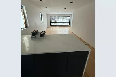 45 Laurel St #45, Worcester, MA 01605 - Photo 9