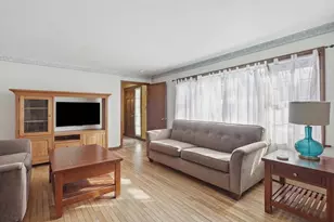 28 Surrey Rd, Salem, MA 01970 - Photo 7