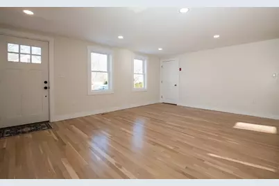 6 Allen Road, Peabody, MA 01960 - Photo 9