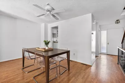 16 Grove Sq #16, Randolph, MA 02368 - Photo 5