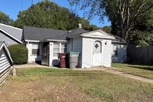 926 East St, Dedham, MA 02026 - Photo 3