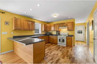 303 School St, Acton, MA 01720 - Photo 11