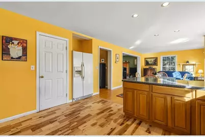 303 School St, Acton, MA 01720 - Photo 9