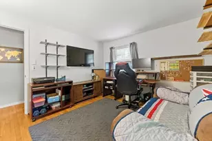 128 Hadley St, Springfield, MA 01118 - Photo 13