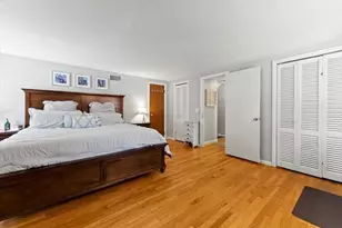 128 Hadley St, Springfield, MA 01118 - Photo 15