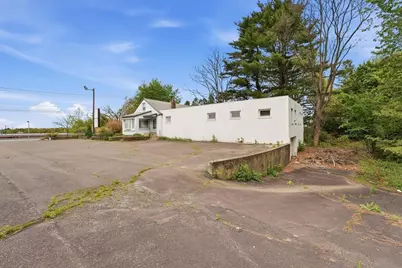 438 Center Street, Ludlow, MA 01056 - Photo 13