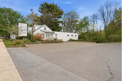 438 Center Street, Ludlow, MA 01056 - Photo 11
