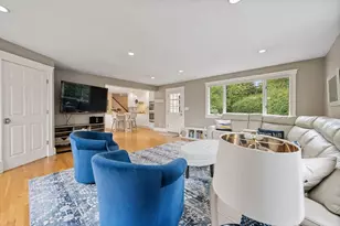 212 Hawthorne Ln, Concord, MA 01742 - Photo 11