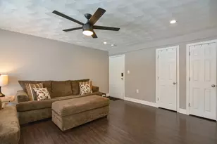 60 Edgelawn, North Andover, MA 01845 - Photo 5