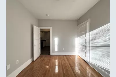 8 Langmaid Ave #2, Somerville, MA 02145 - Photo 5