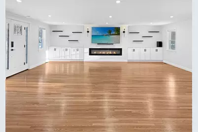 82 Pleasant St, Westford, MA 01886 - Photo 5