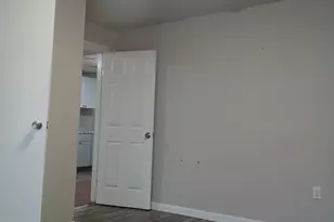 278 Griffin St, Fall River, MA 02724 - Photo 5