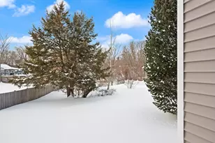 16 Briarwood Ave, Reading, MA 01867 - Photo 21