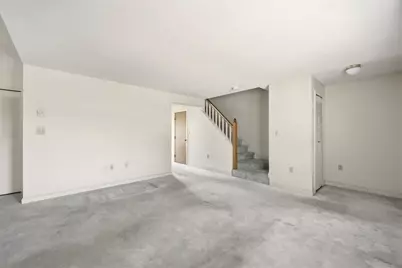 87 Victoria Heights Rd #87, Boston, MA 02136 - Photo 5