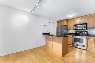 19 Pine St, Canton, MA 02021 - Photo 9