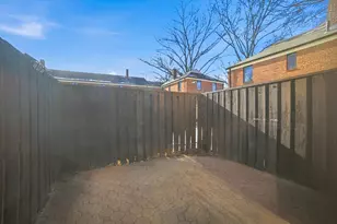 918 Belmont St, Watertown, MA 02472 - Photo 25