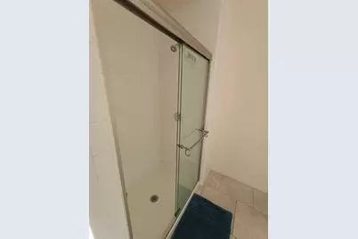 292 Wilder St #2, Lowell, MA 01851 - Photo 7