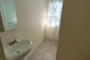 292 Wilder St, Lowell, MA 01851 - Photo 11