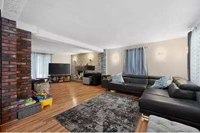 74 Alandale Pkwy, Norwood, MA 02062 - Photo 5