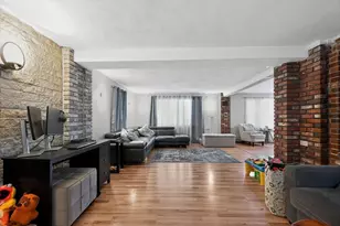 74 Alandale Pkwy, Norwood, MA 02062 - Photo 3