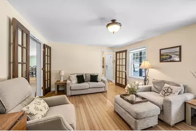 26 Plaza Avenue, Belchertown, MA 01007 - Photo 13