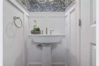 103 Paul Revere Rd #103, Arlington, MA 02476 - Photo 9