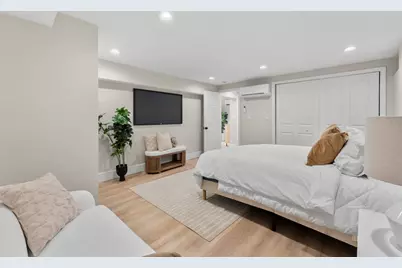 50 Clifford St, Boston, MA 02119 - Photo 27