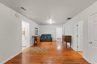 18 Edinboro, Brockton, MA 02301 - Photo 3