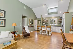 393 N Falmouth Hwy, Falmouth, MA 02556 - Photo 11