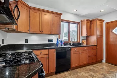 68 Hamlet #68, Arlington, MA 02474 - Photo 9