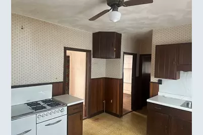 51 Adams Ave, Everett, MA 02149 - Photo 25