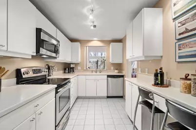 5 Pickwick Way #5, Wayland, MA 01778 - Photo 13