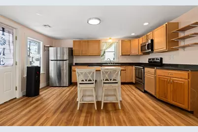 20 Elm St, Milford, MA 01757 - Photo 3