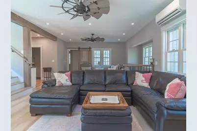 63 Bayes Hill Rd, Oak Bluffs, MA 02557 - Photo 9