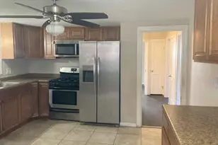 14 Avondale St, Boston, MA 02124 - Photo 3