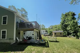 37 Willard St, Ayer, MA 01432 - Photo 3