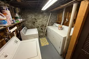 158 Grove St, Haverhill, MA 01832 - Photo 17