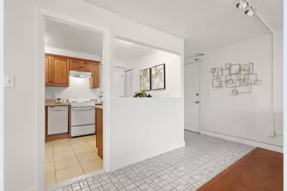 53 Melrose St #4D, Melrose, MA 02176 - Photo 7