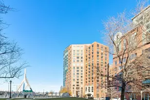 100 Lovejoy Wharf, Boston, MA 02114 - Photo 15