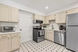 23 Tamarack Ln, Peabody, MA 01960 - Photo 13