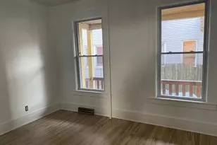 26 Hebron St, Springfield, MA 01107 - Photo 9